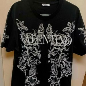 Valentino T-shirt